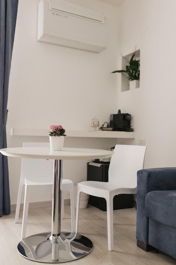 Il Giramondo Suite&Room Self Check-In マテーラ エクステリア 写真